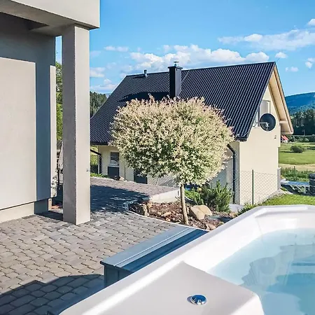 Beautiful In With Kitchenette Hébergement de vacances